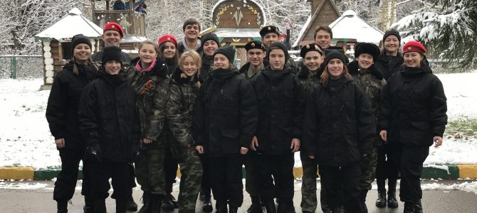 Ученики школы 2083 приняли участие в торжественном закрытии Вахты Памяти–2017